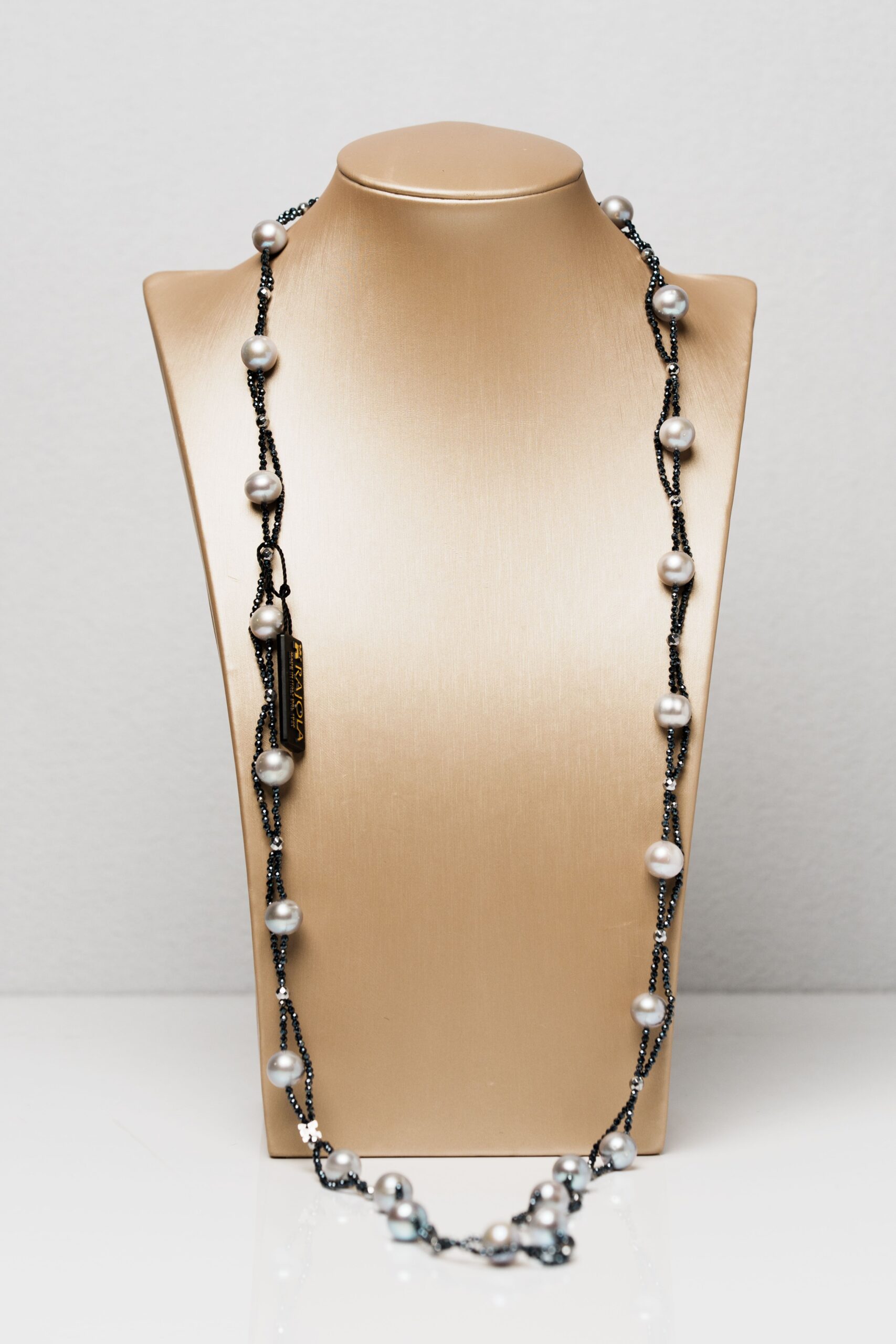 Collana Venus